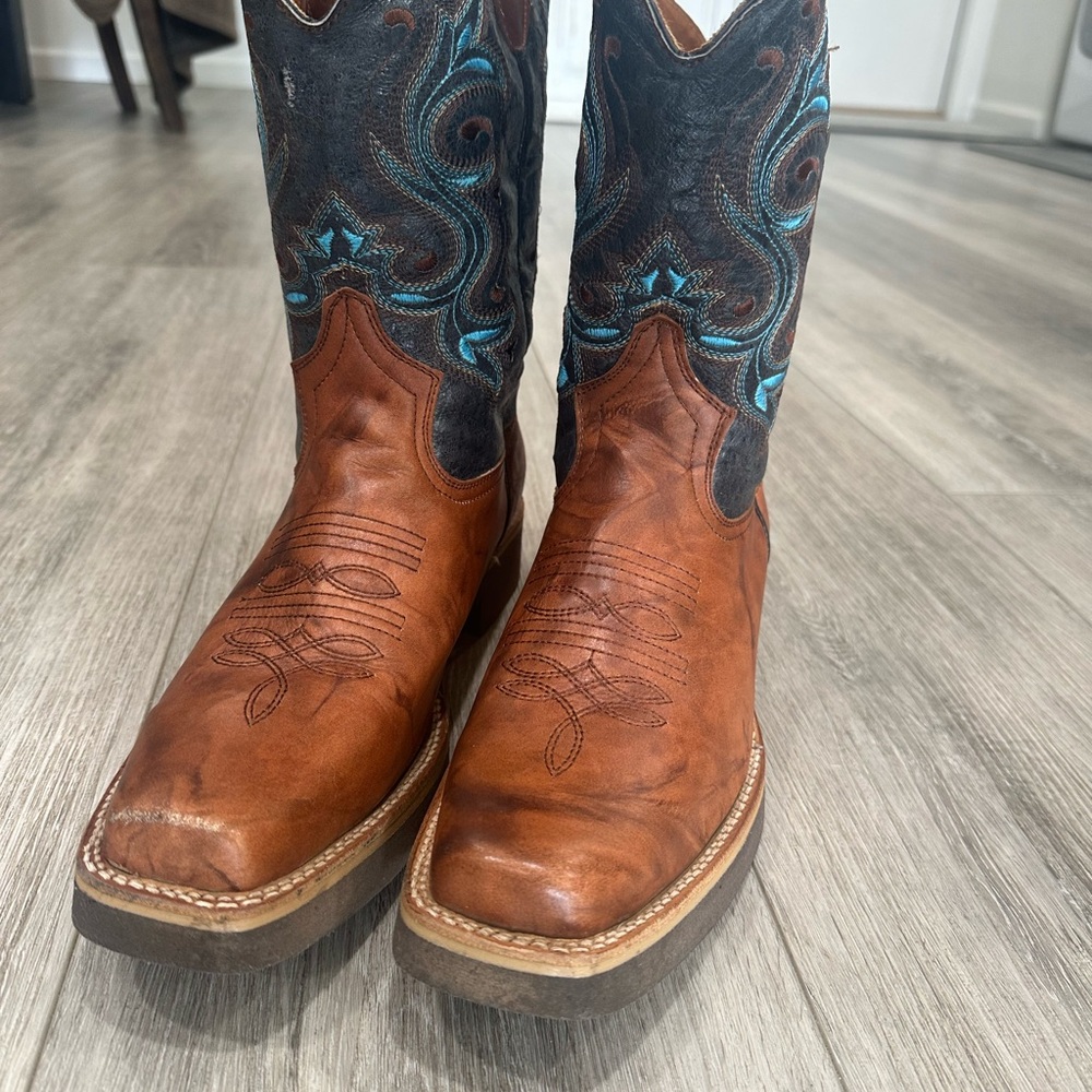 Men's Brown and Blue Western Boots